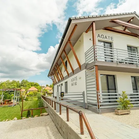 Agate Lägenhetshotell 3*